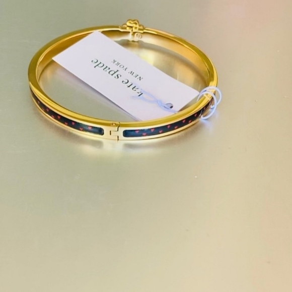 🔹️Kate Spade 🔹️Heritage Spade Flower Thin Hinged Bangle NWT - Picture 4 of 4
